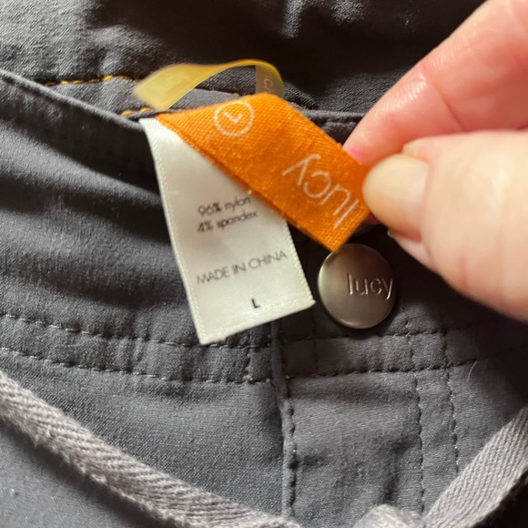 Lucy Bermuda Shorts, draw string. Large - Picture 3 of 3